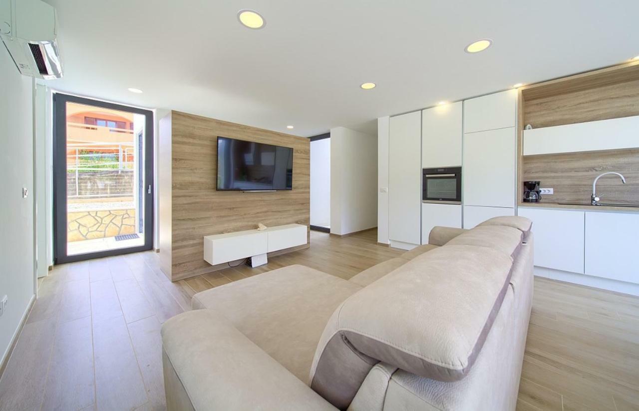 Apartment Celeia Krk Town